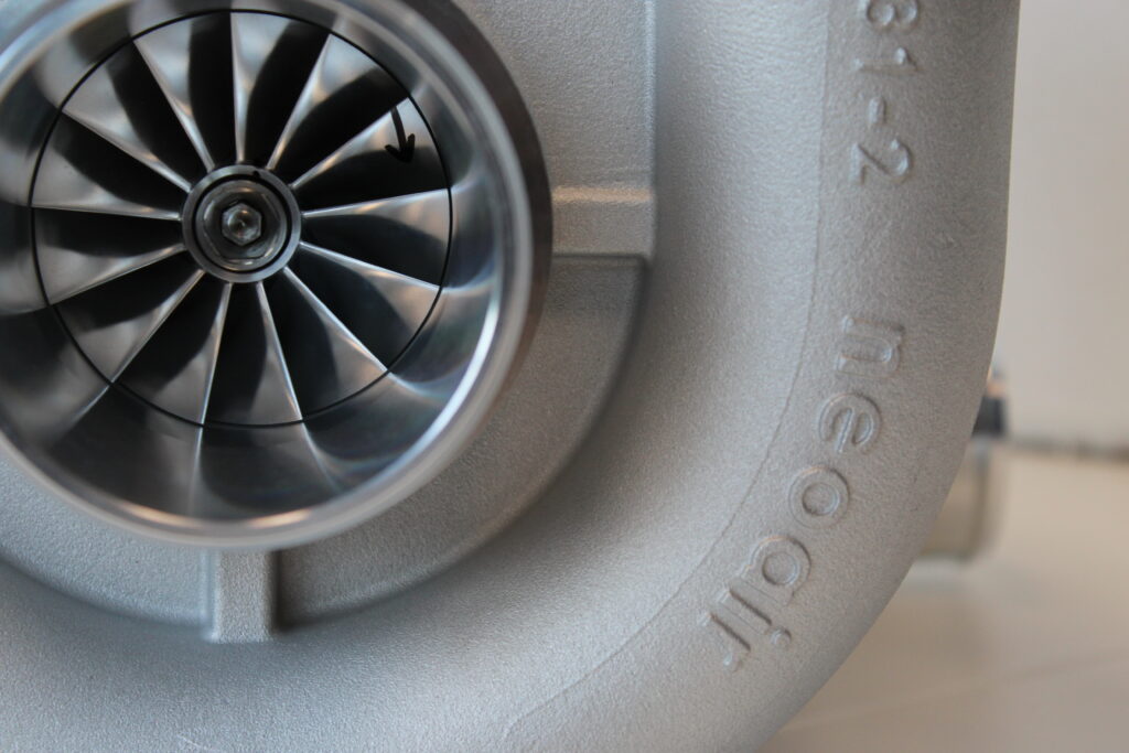 Neo Air Systems fuel cell compressor — high-speed oil-free centrifugal compressor for hydrogen applications